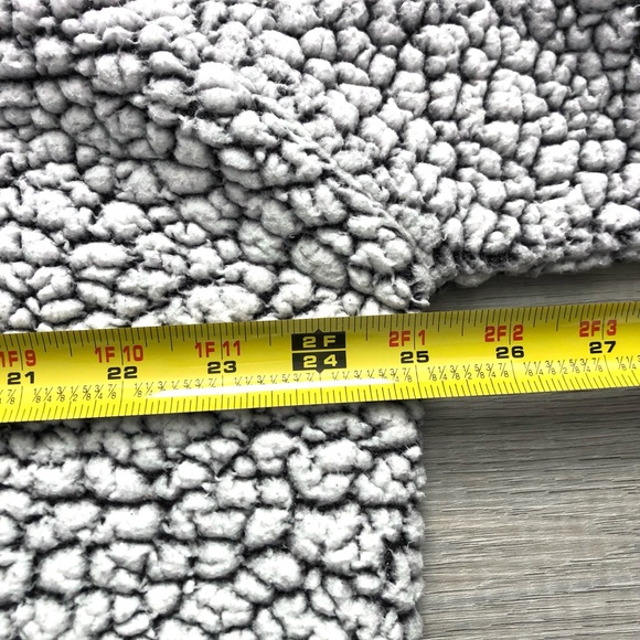 🎉 3 for 20 Men's Gray Winter Patterned Sweater - Picture 7 of 8